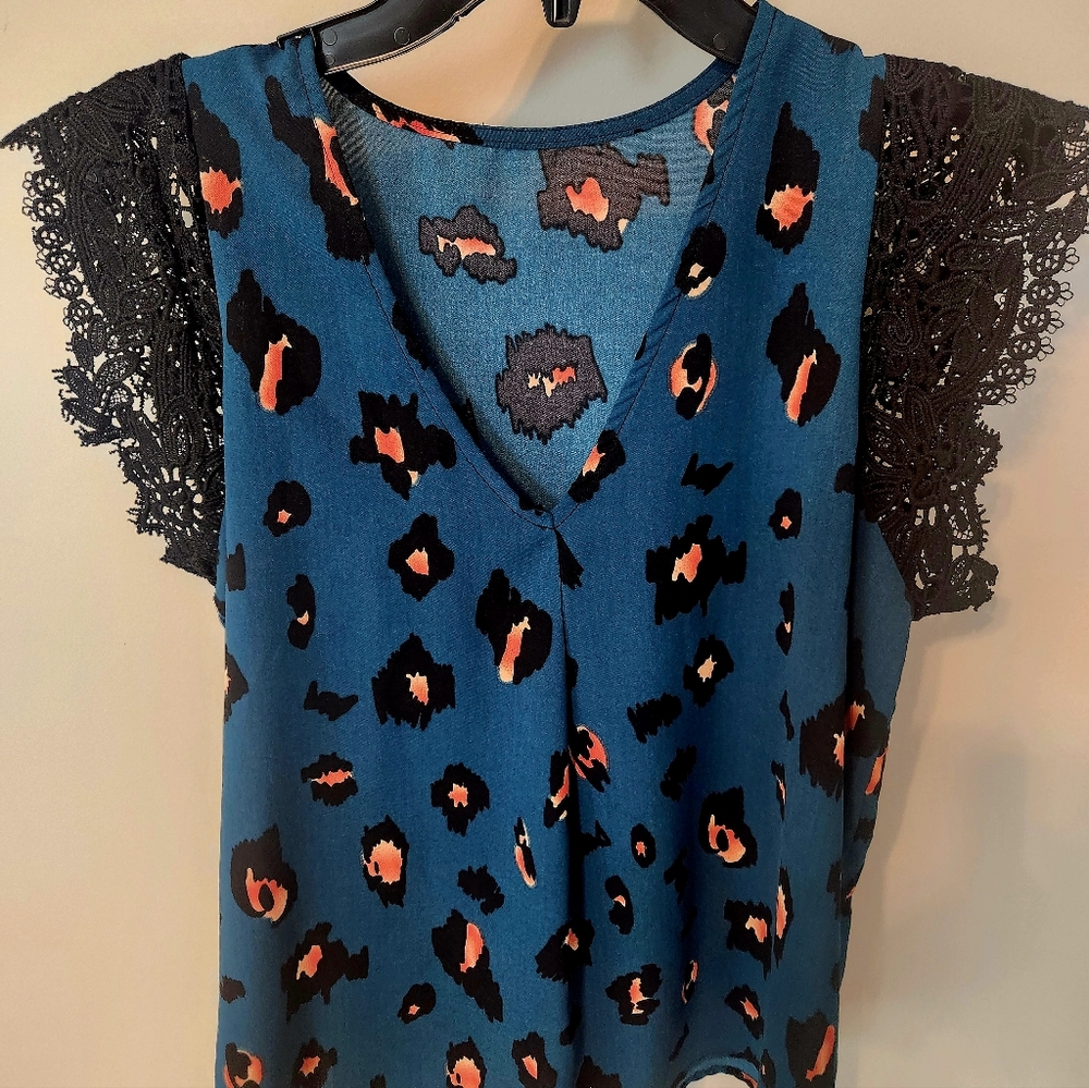 Leopard Summer Top - Picture 2 of 4